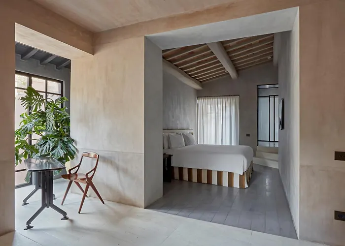 Palazzo PetrvsAlbergo